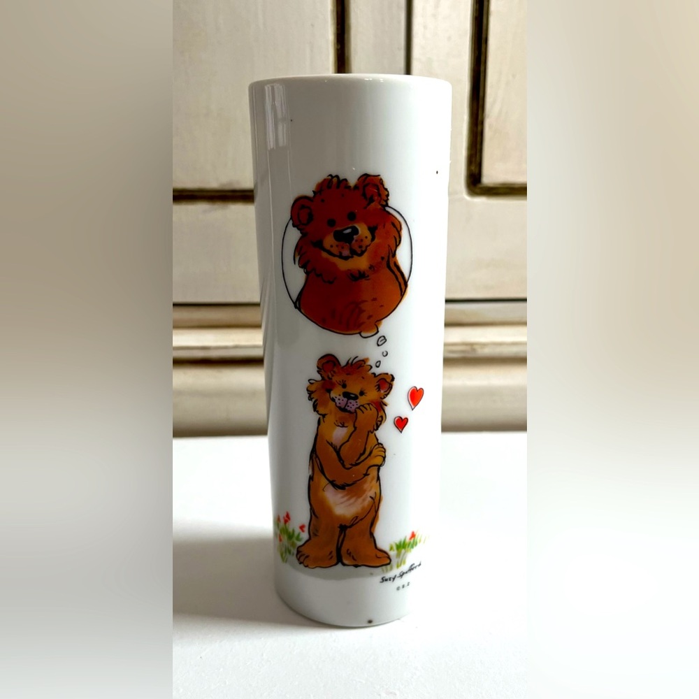 Vintage Enesco Suzy's Zoo Bears in Love 1970's Vase, Valentine's Day Gift Hearts